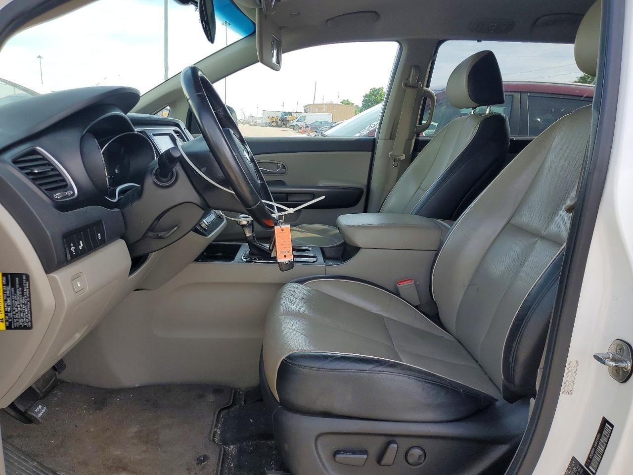 2019 KIA SEDONA
