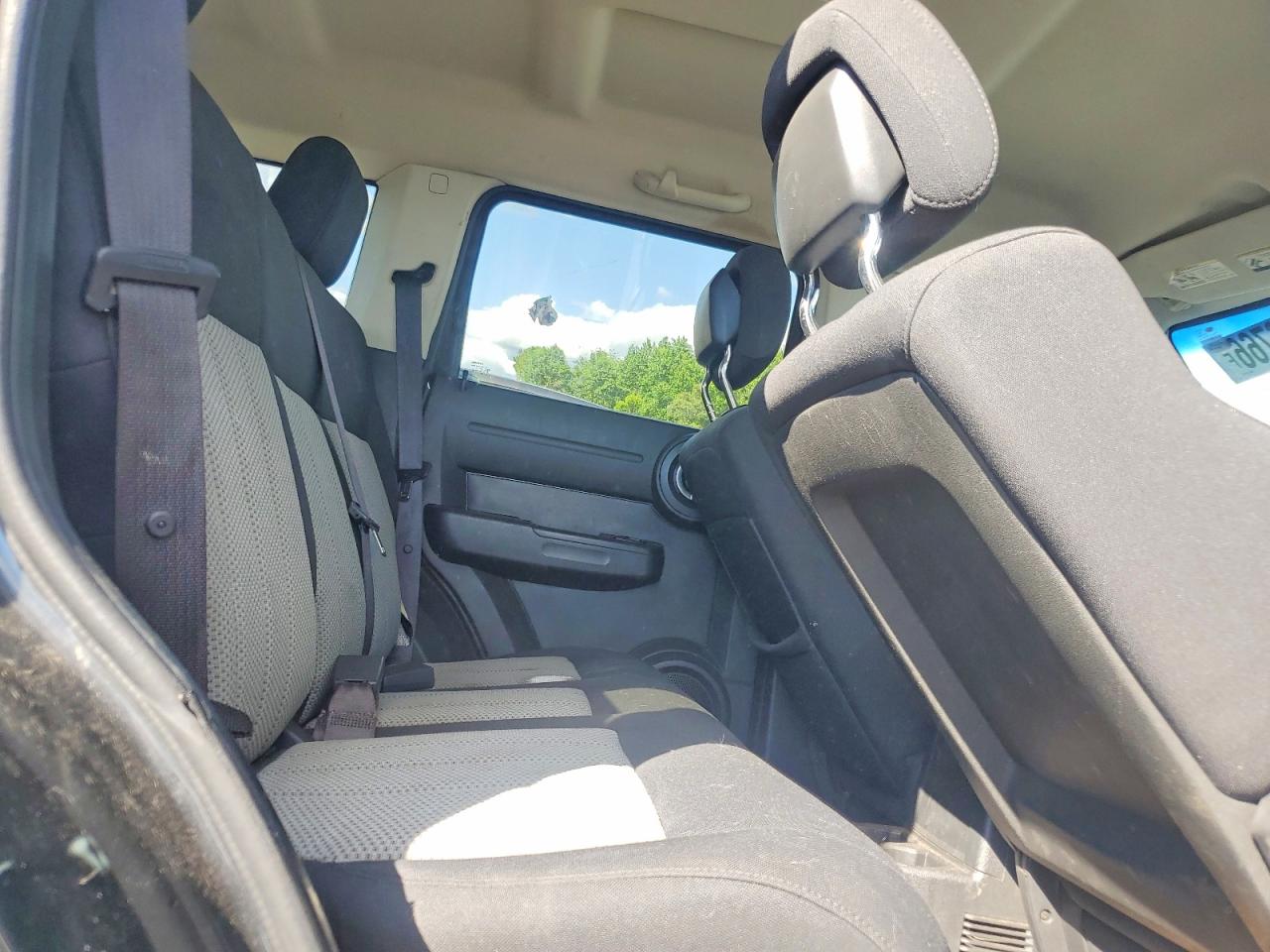 2010 DODGE NITRO