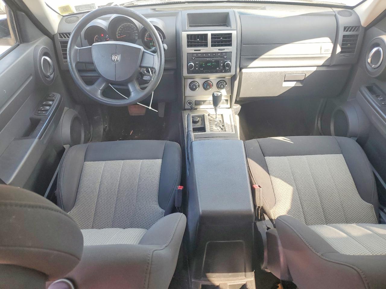 2010 DODGE NITRO