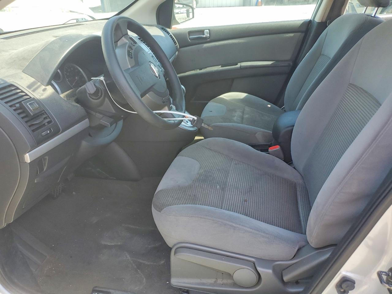 2010 NISSAN SENTRA