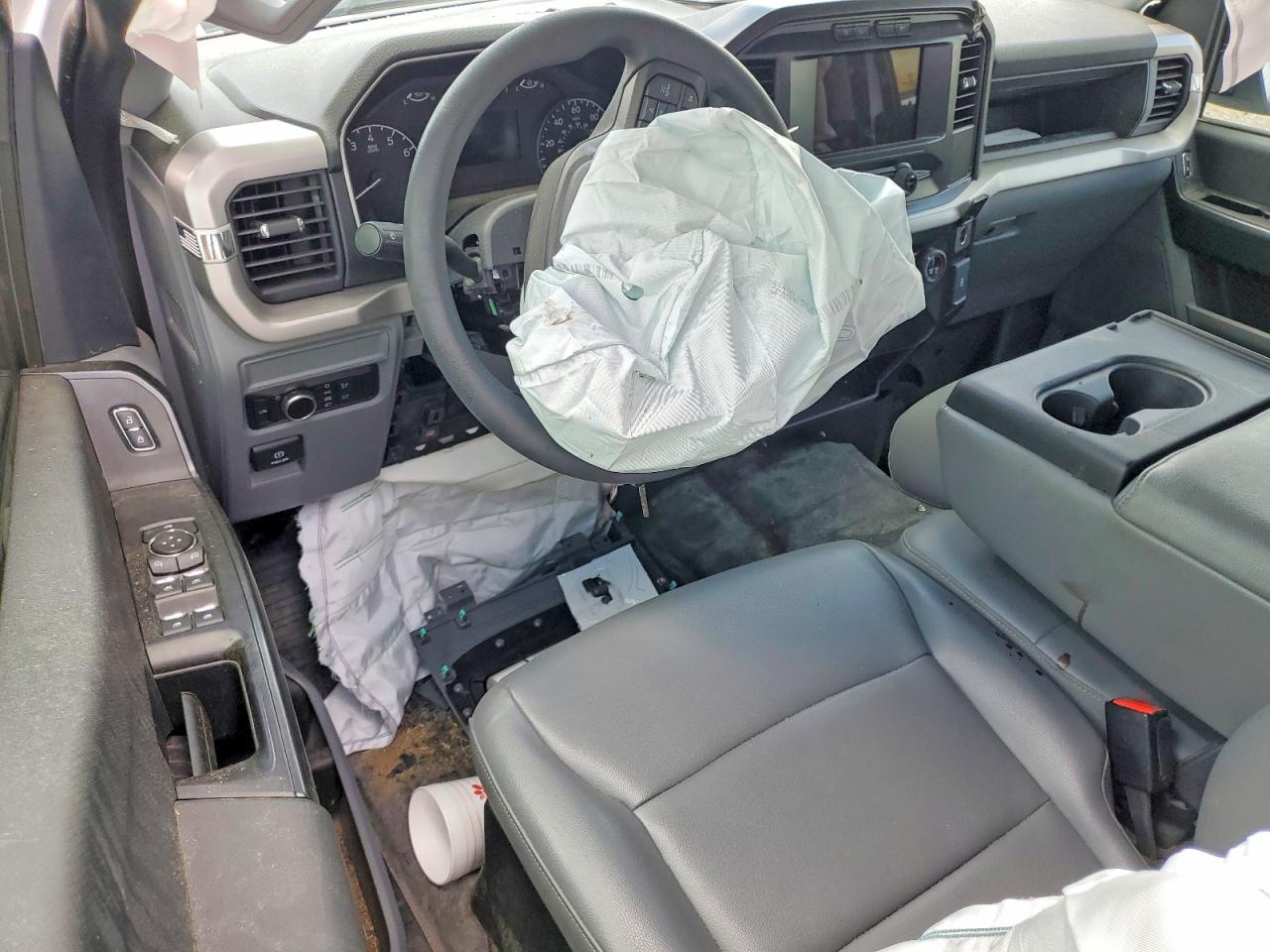 2023 FORD F150