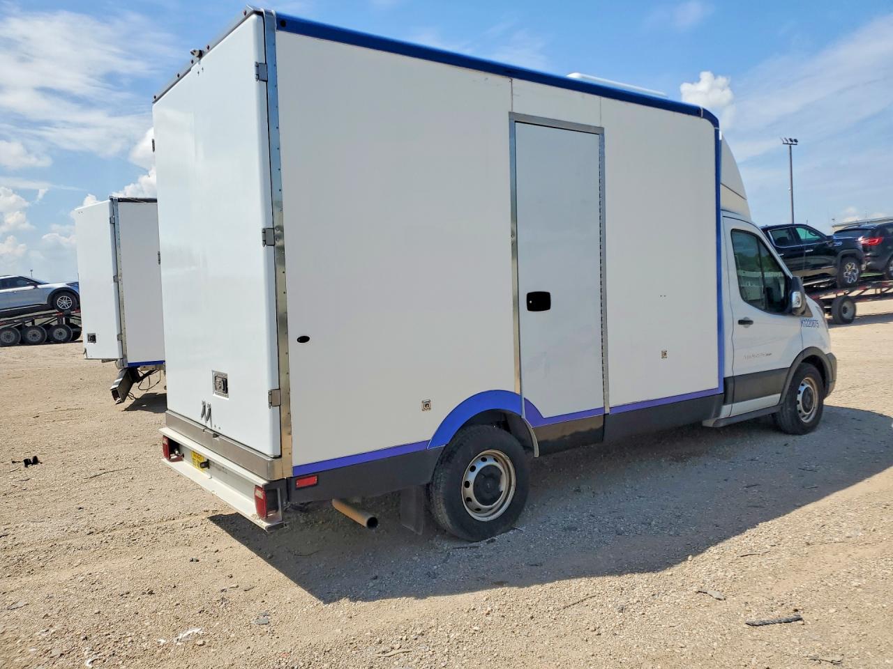 2022 FORD TRANSIT