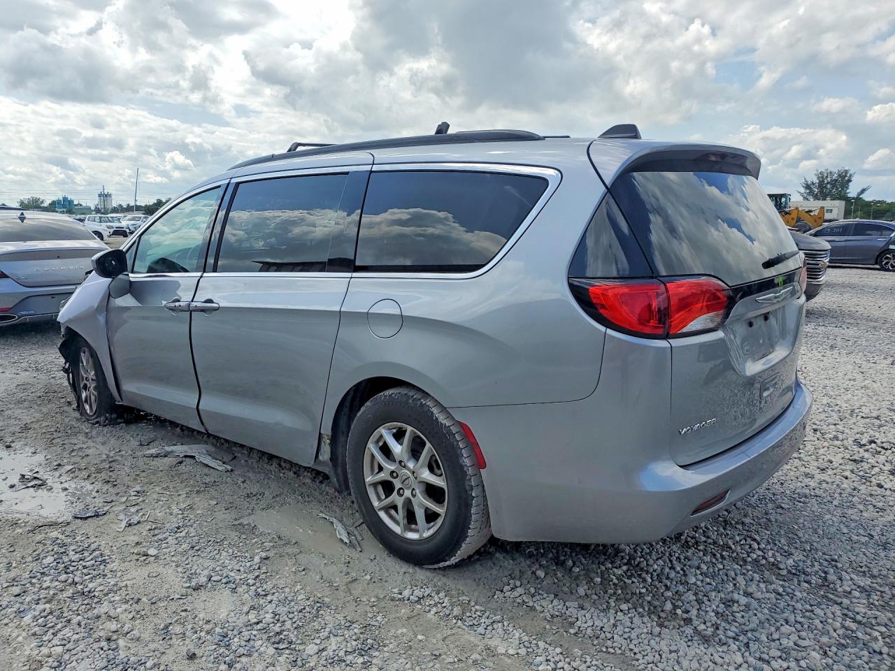 2021 CHRYSLER MINIVAN