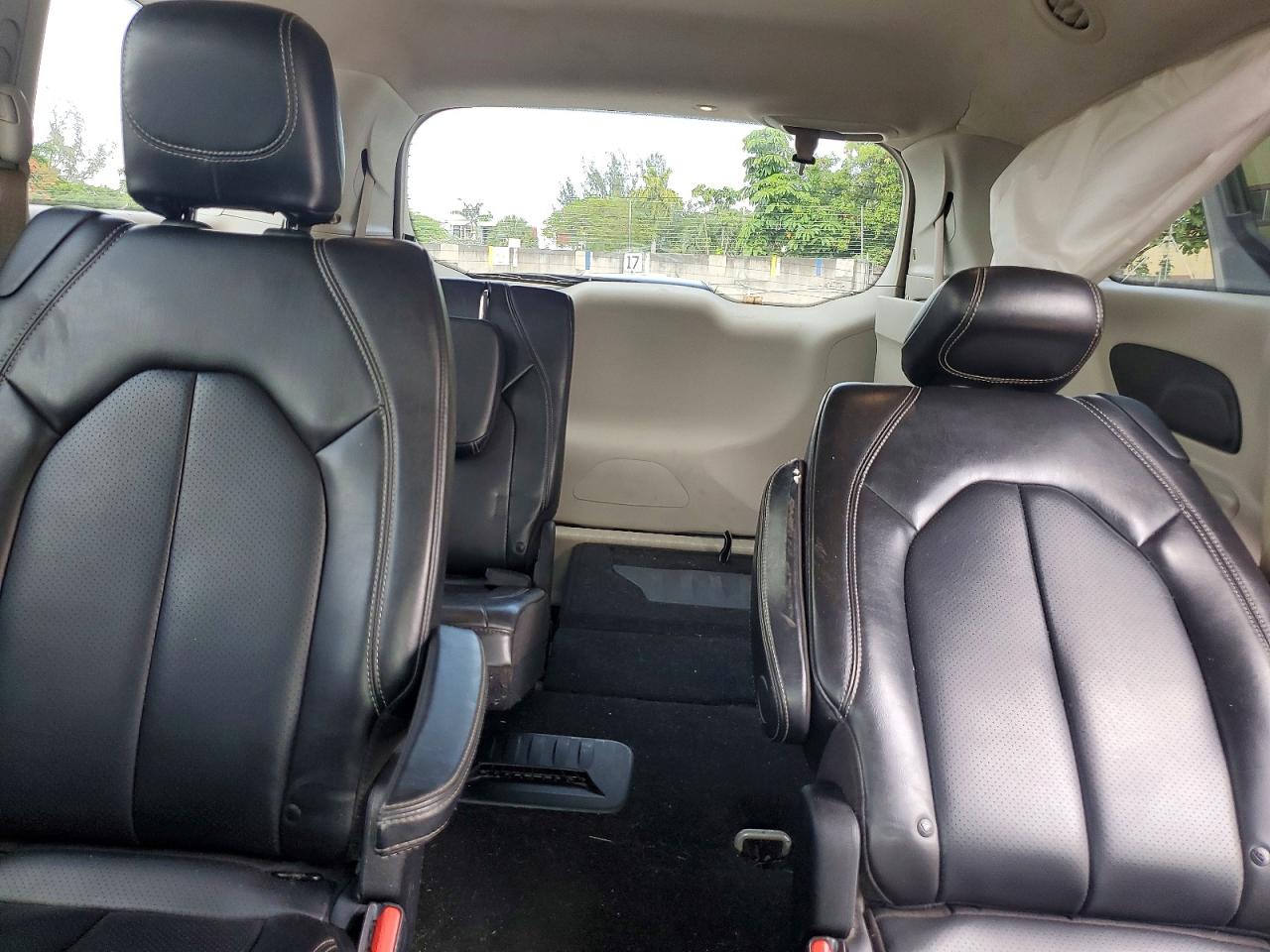 2021 CHRYSLER MINIVAN