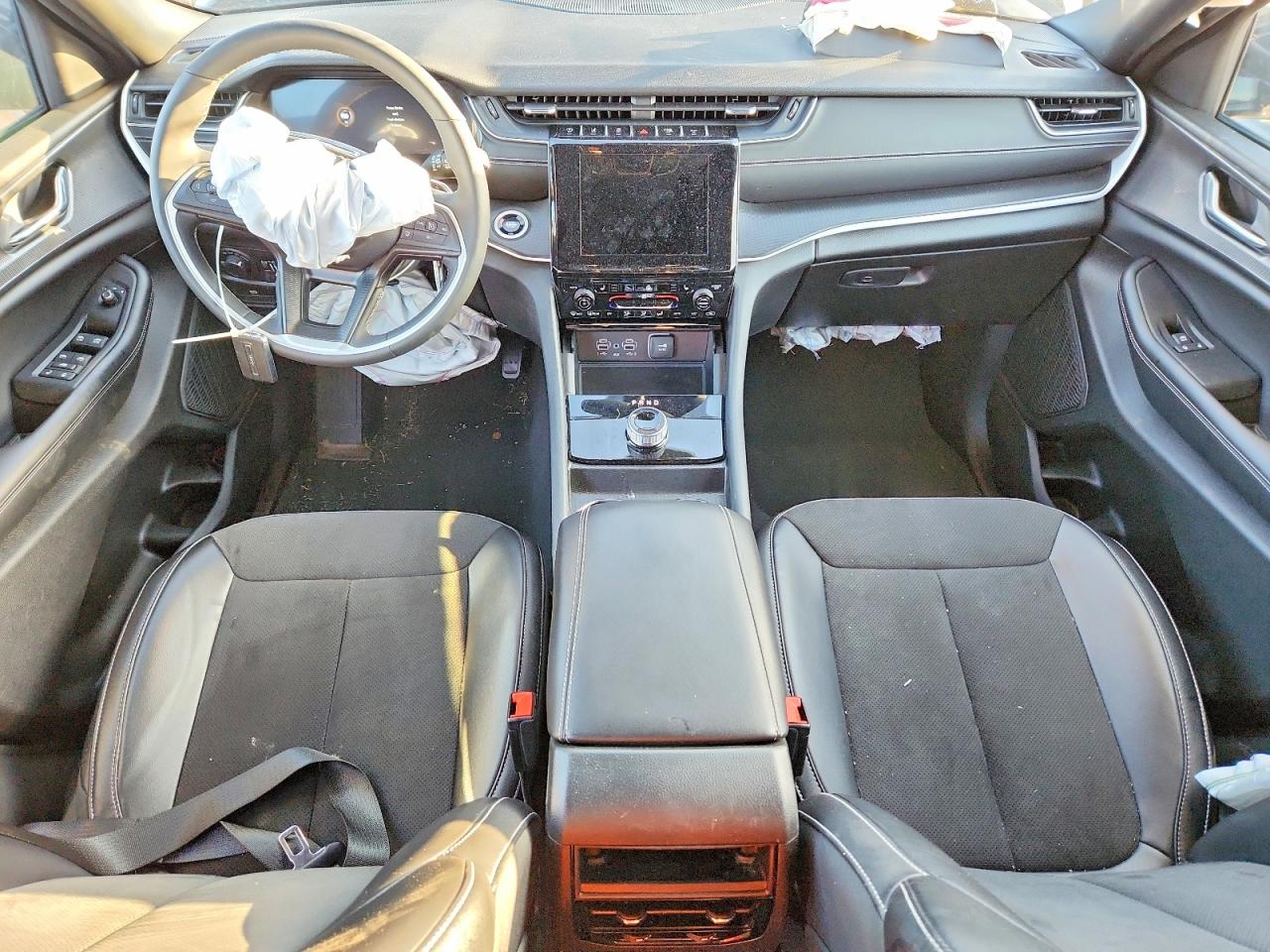 2024 JEEP CHEROKEE