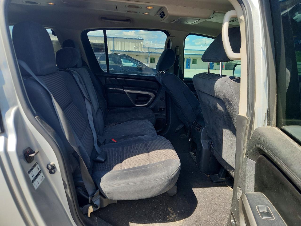 2015 NISSAN ARMADA