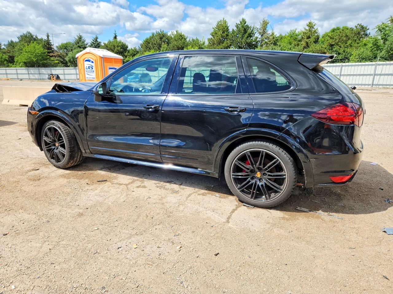 2014 PORSCHE CAYENNE