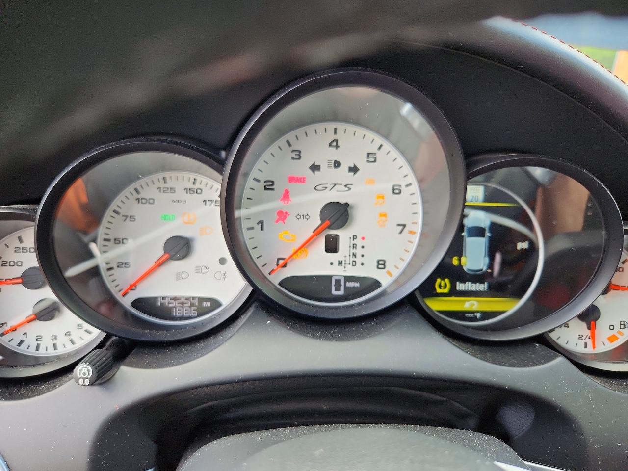 2014 PORSCHE CAYENNE