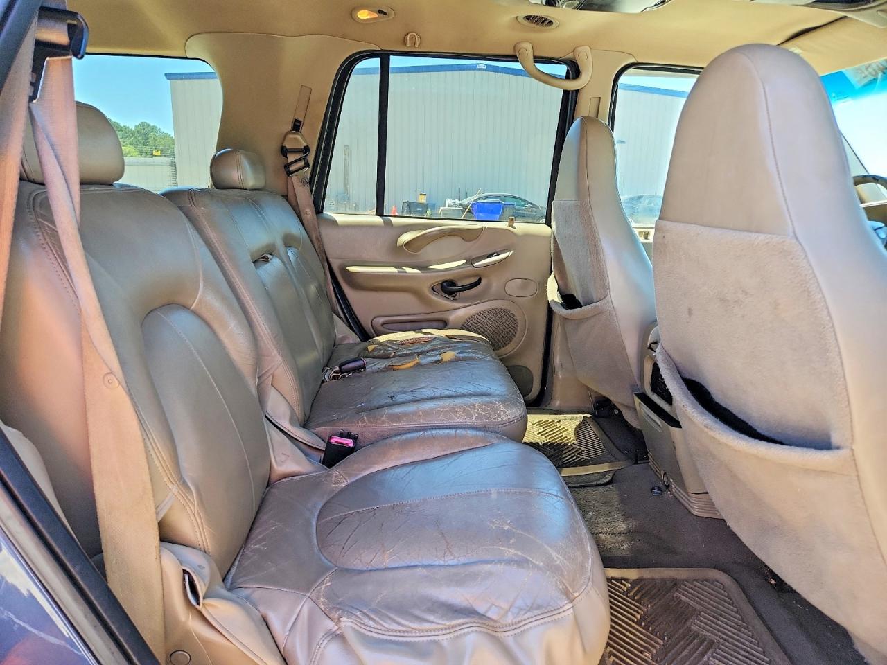2002 FORD EXPEDITION