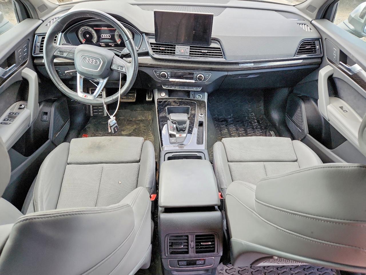2022 AUDI SQ5
