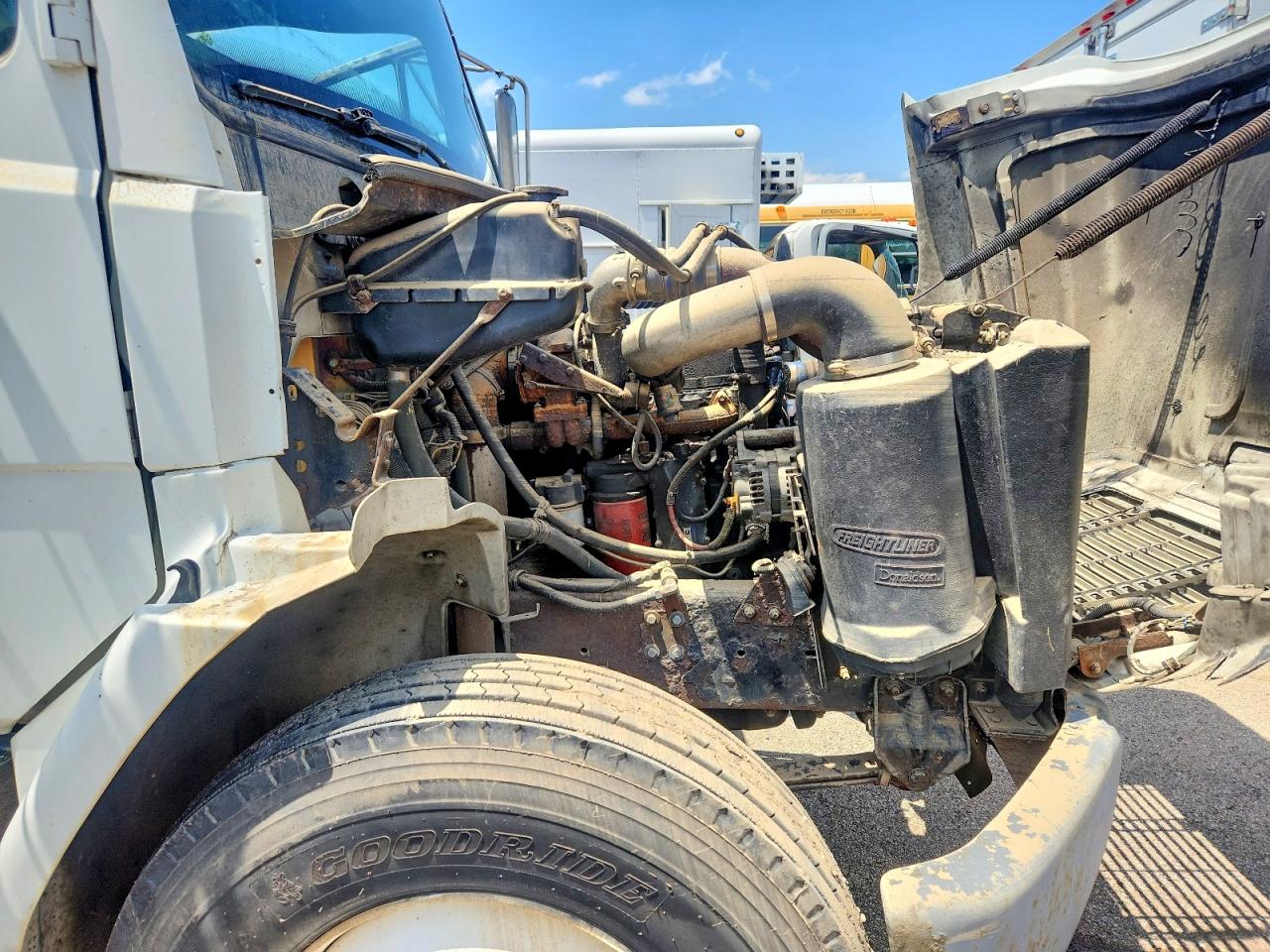 2000 FREIGHTLINER ALL OTHER