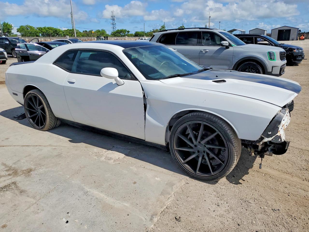 2014 DODGE CHALLENGER