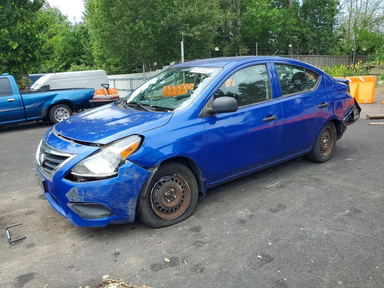 2015 NISSAN VERSA