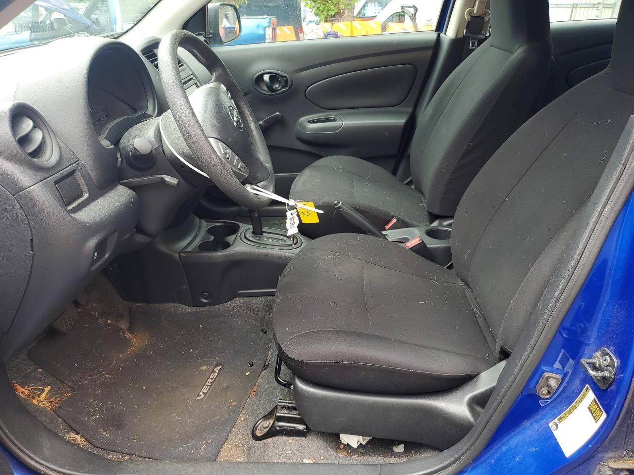 2015 NISSAN VERSA