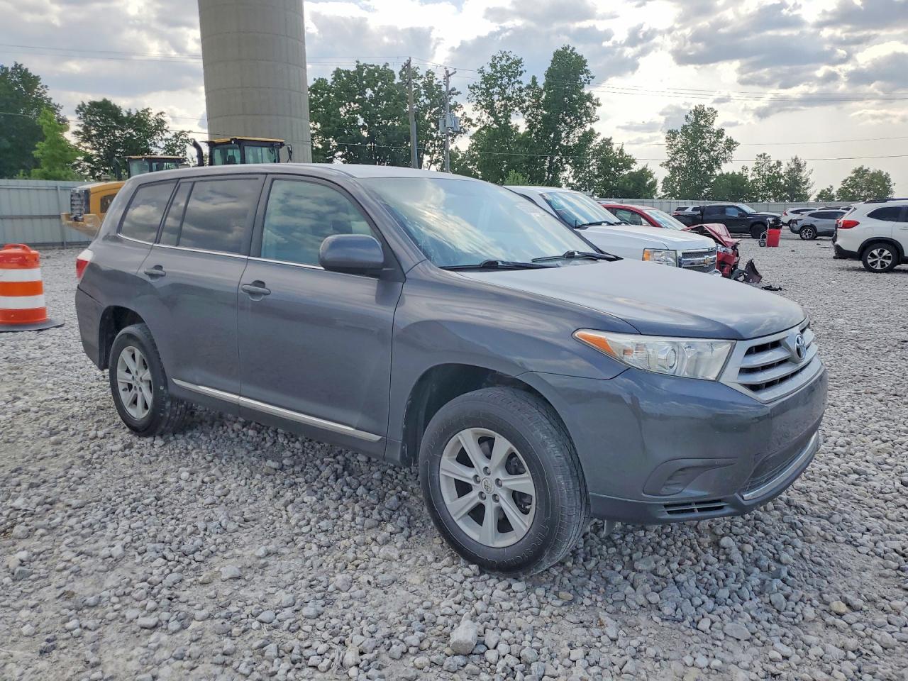 2013 TOYOTA HIGHLANDER