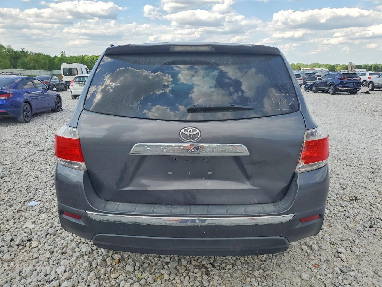 2013 TOYOTA HIGHLANDER