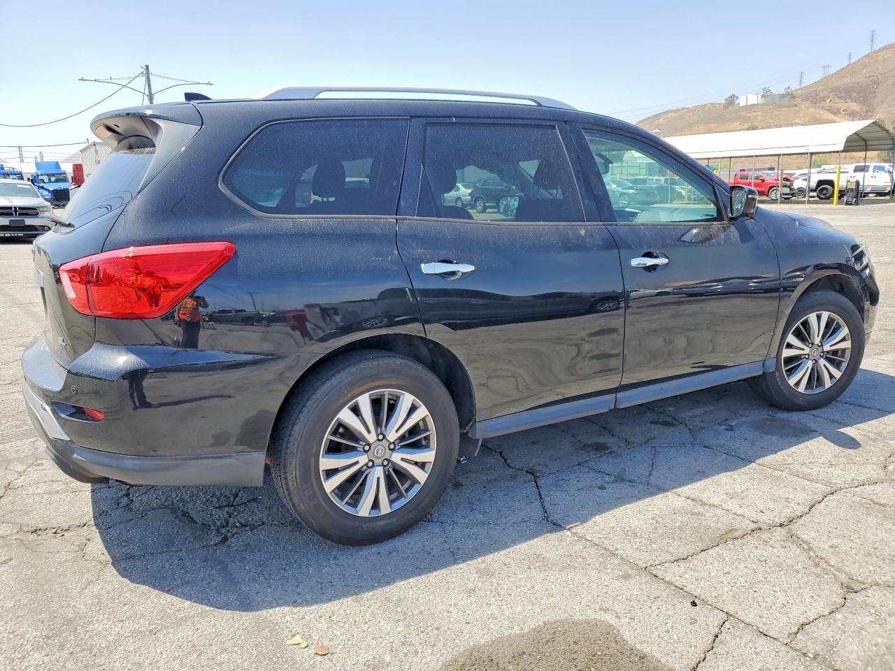 2020 NISSAN PATHFINDER