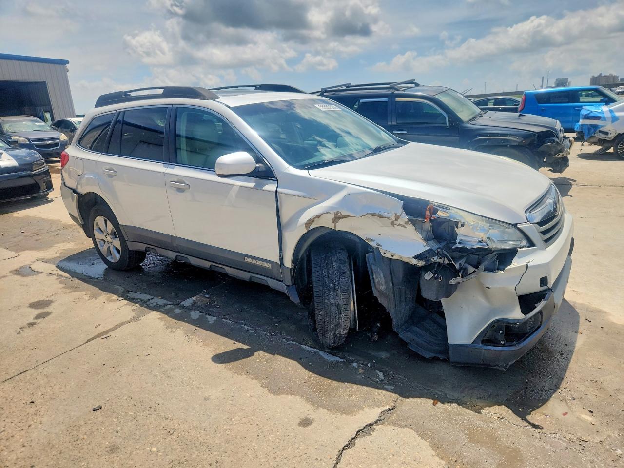 2011 SUBARU LEGACY