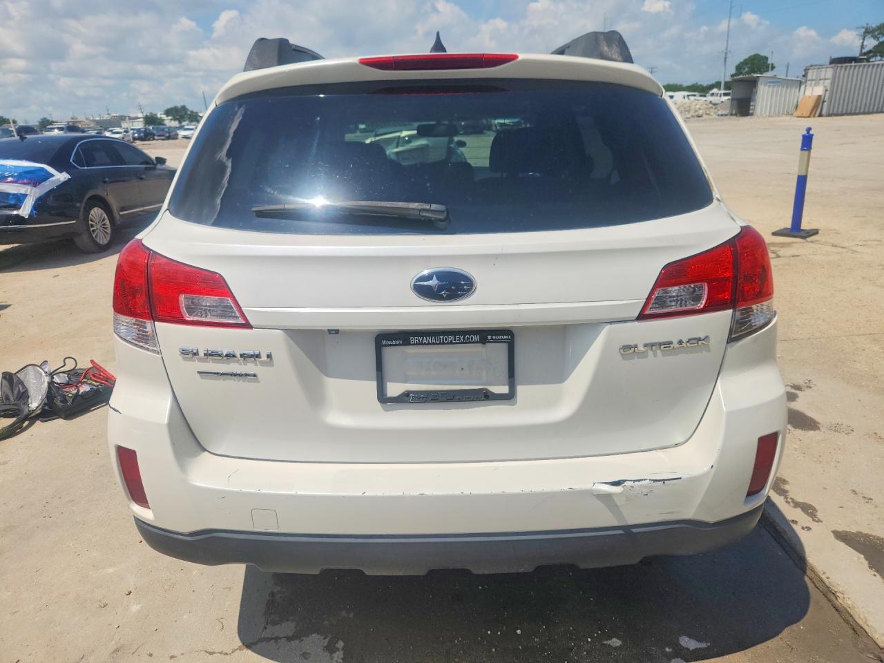2011 SUBARU LEGACY