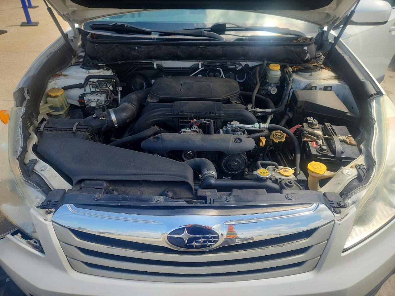2011 SUBARU LEGACY