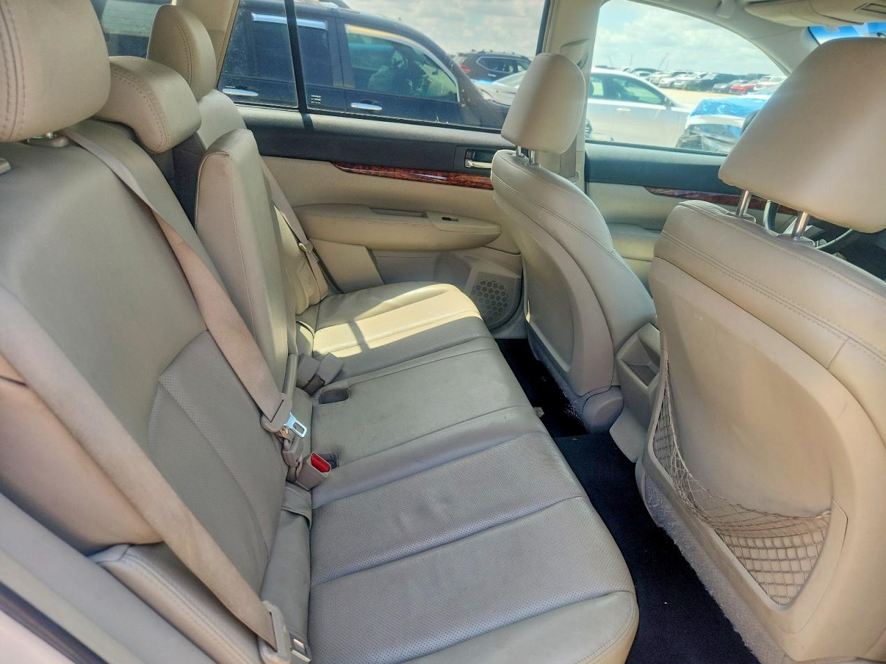 2011 SUBARU LEGACY