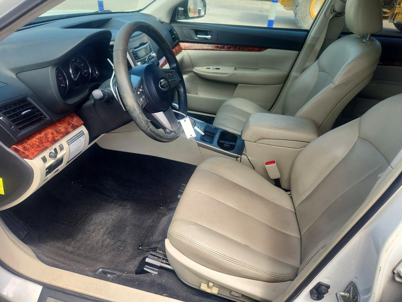 2011 SUBARU LEGACY