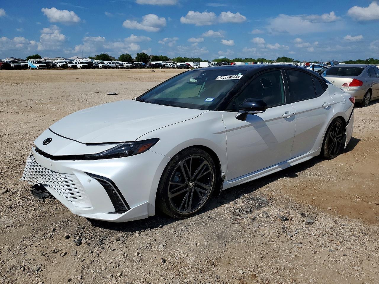 2026 TOYOTA CAMRY