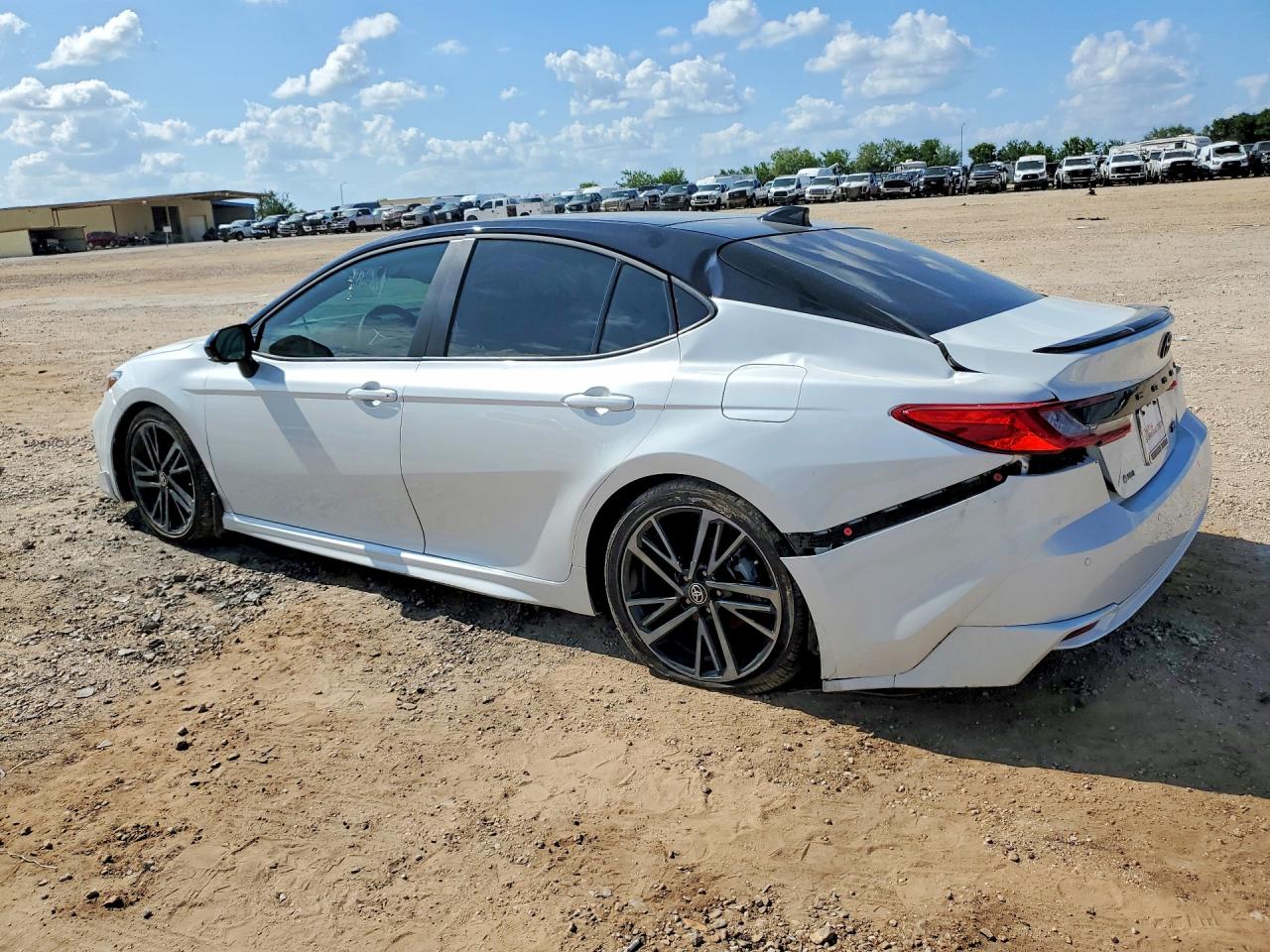 2026 TOYOTA CAMRY