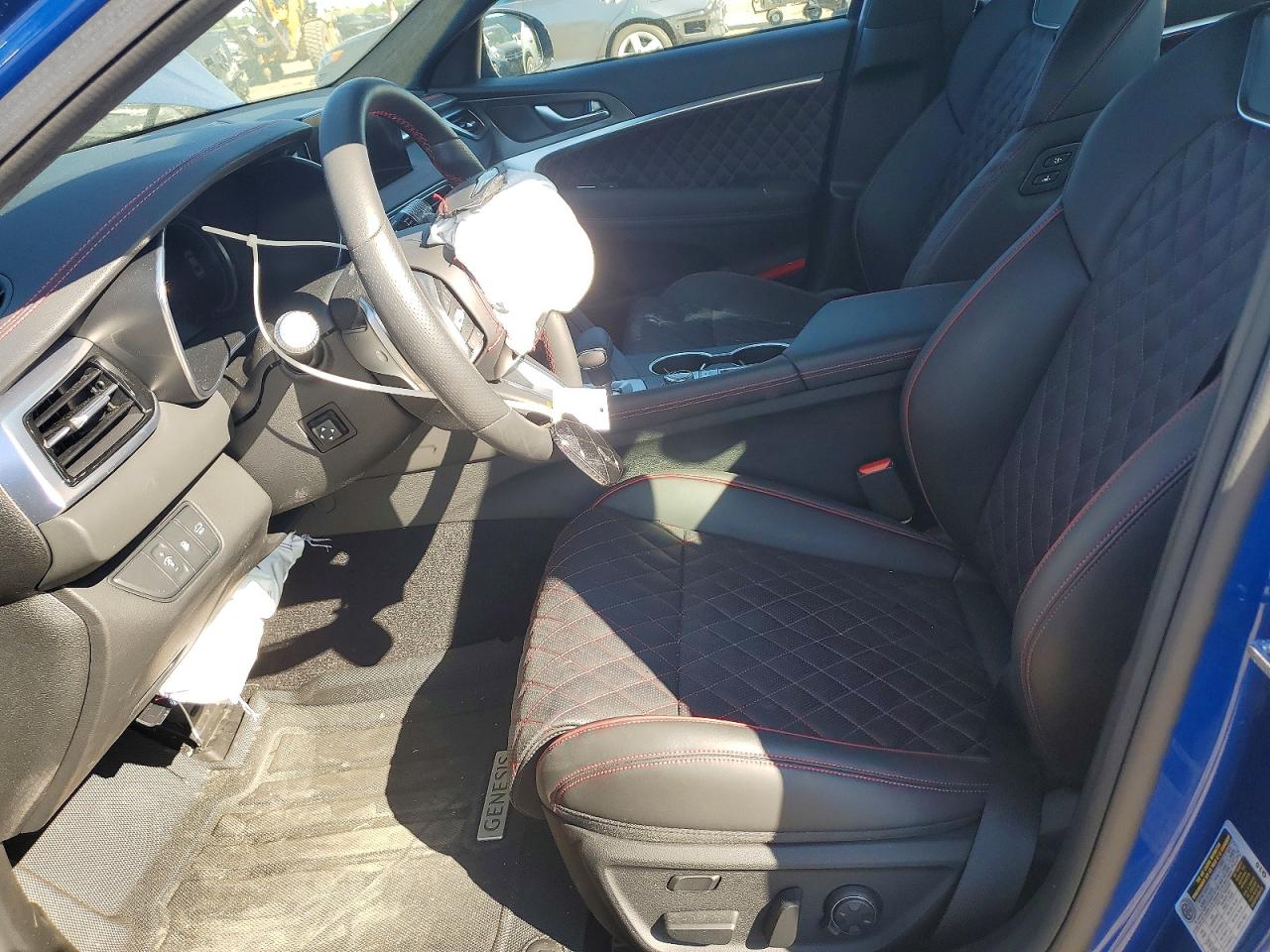 2025 GENESIS G70