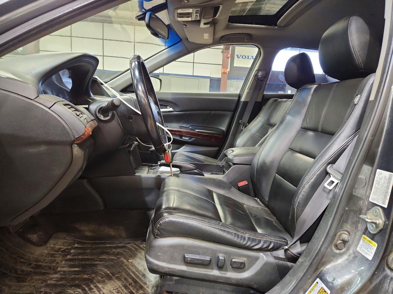 2011 HONDA ACCORD