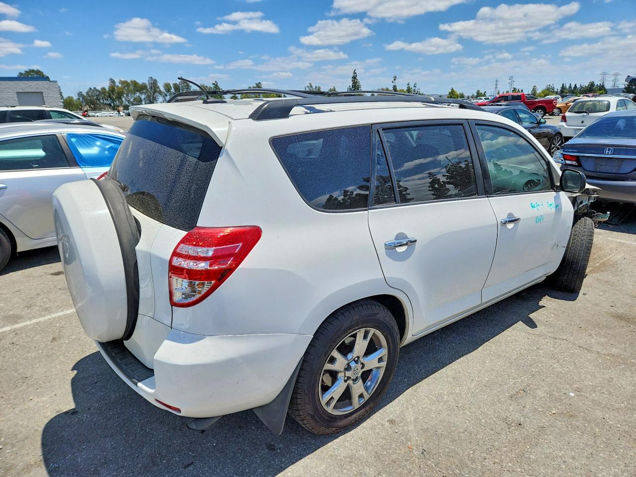 2011 TOYOTA RAV4