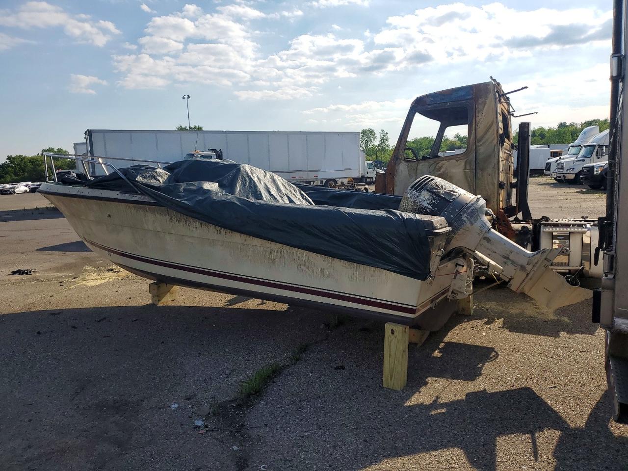 1986 TIARA SPORTBOATS