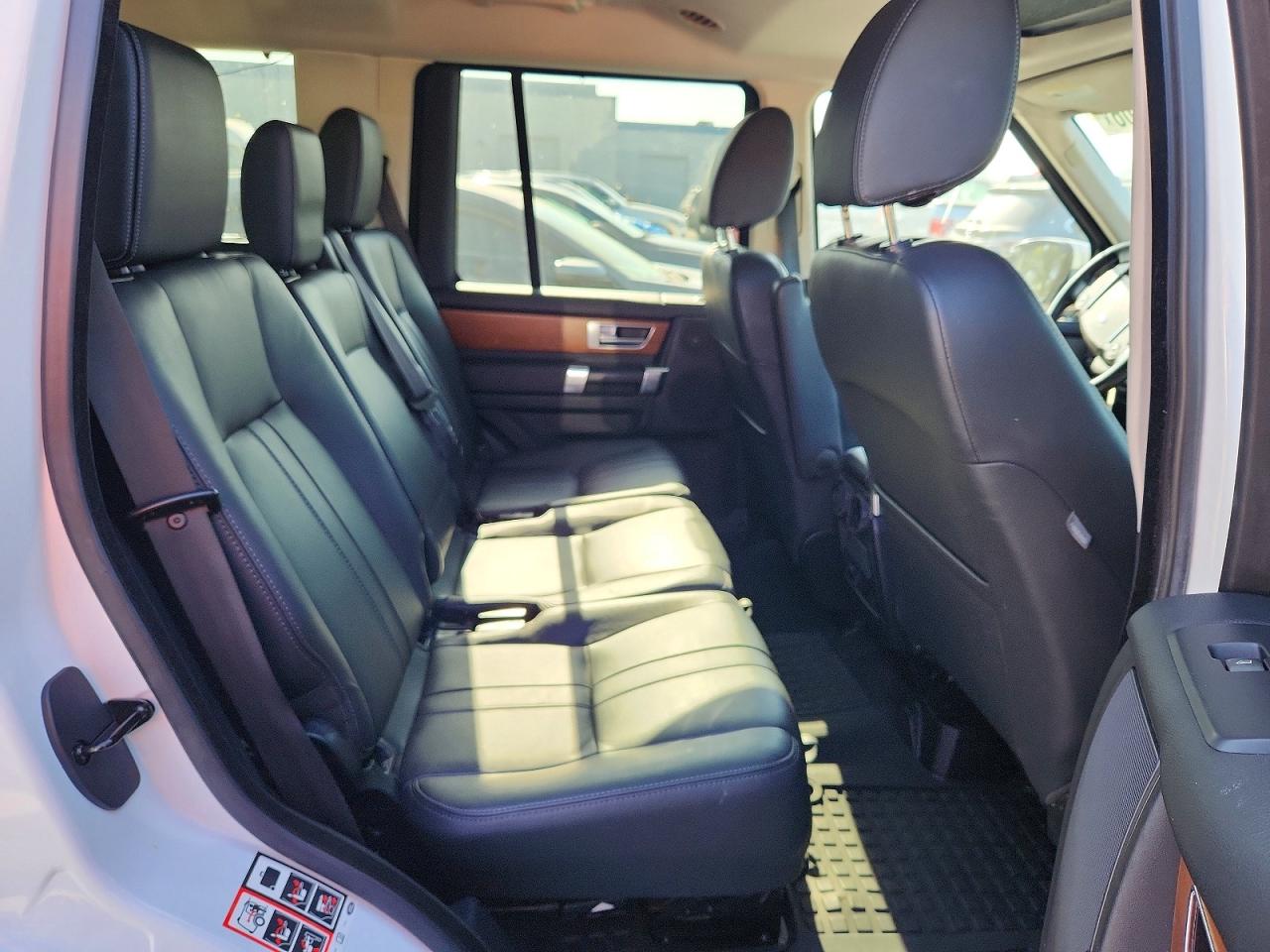 2015 LAND ROVER LR4