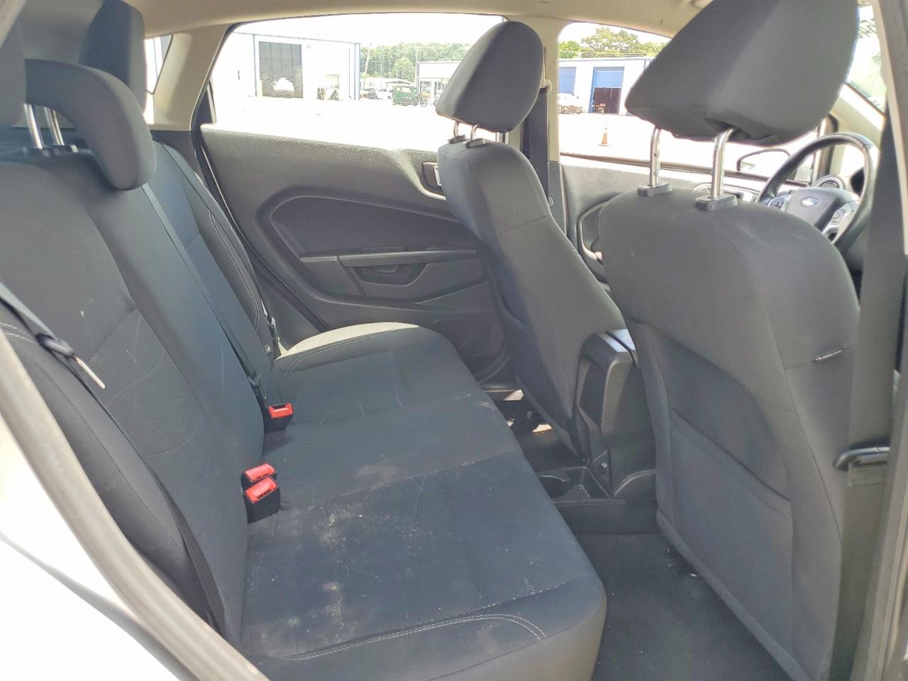 2015 FORD FIESTA