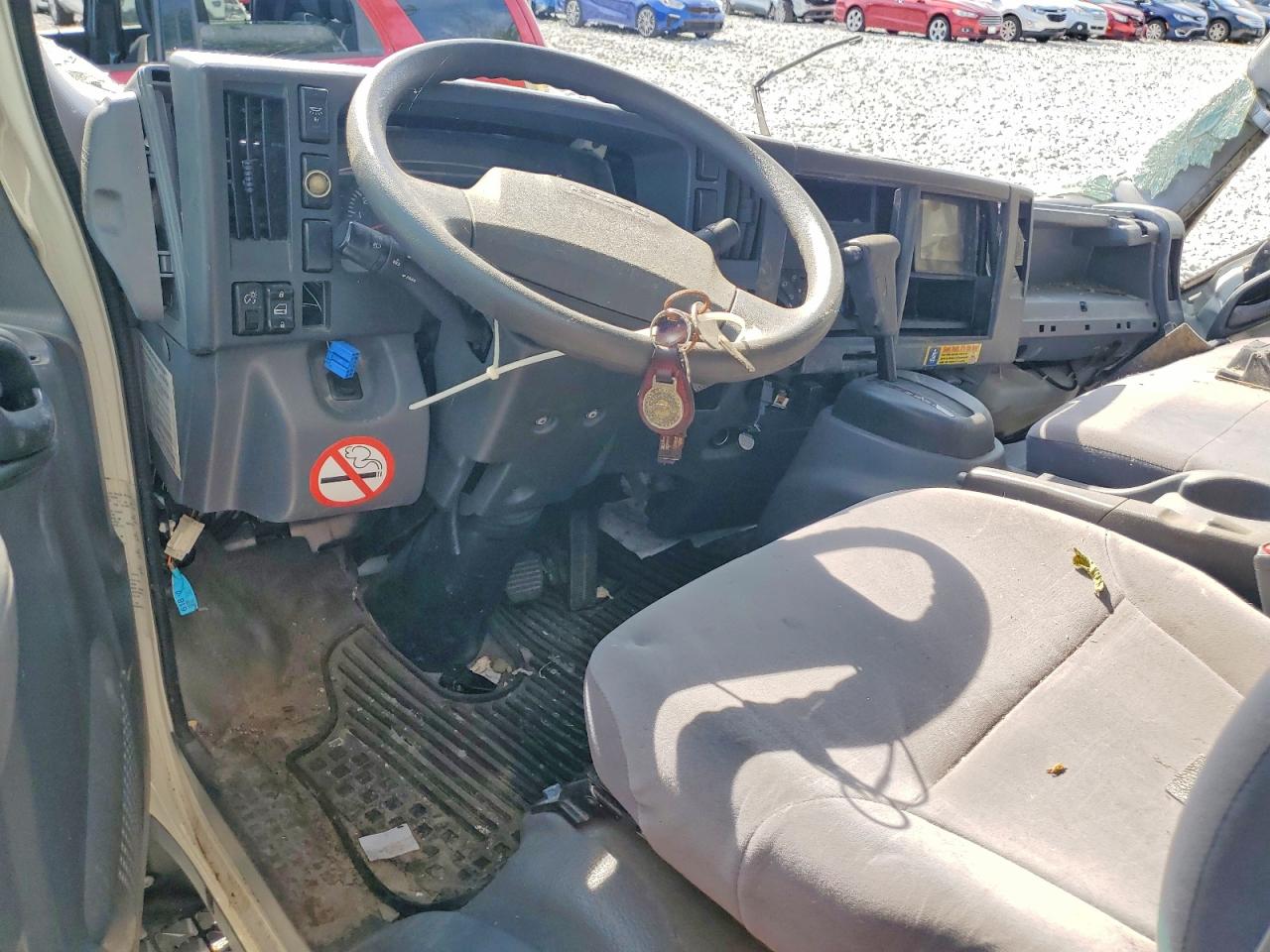 2020 ISUZU NPR