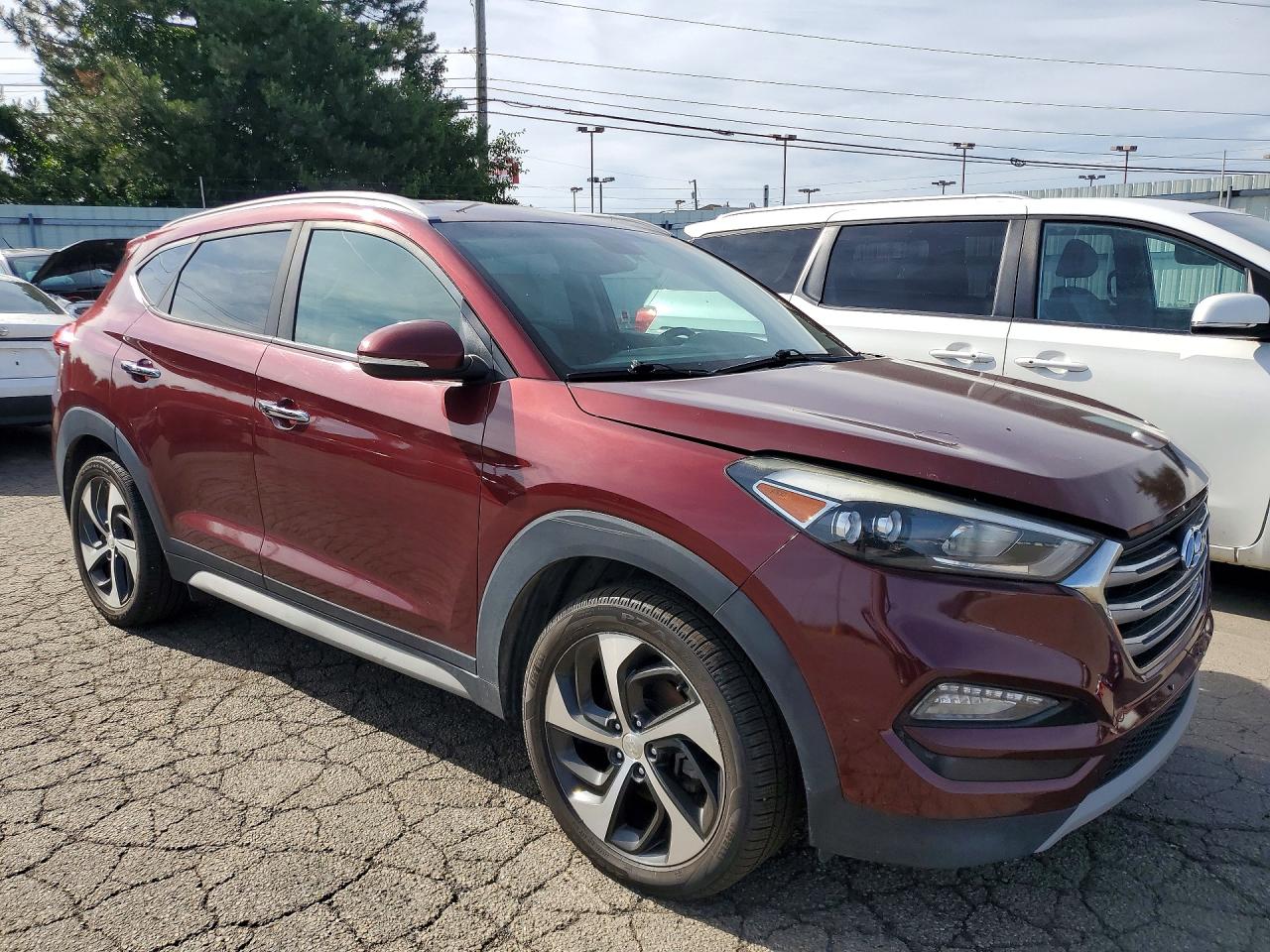 2017 HYUNDAI TUCSON