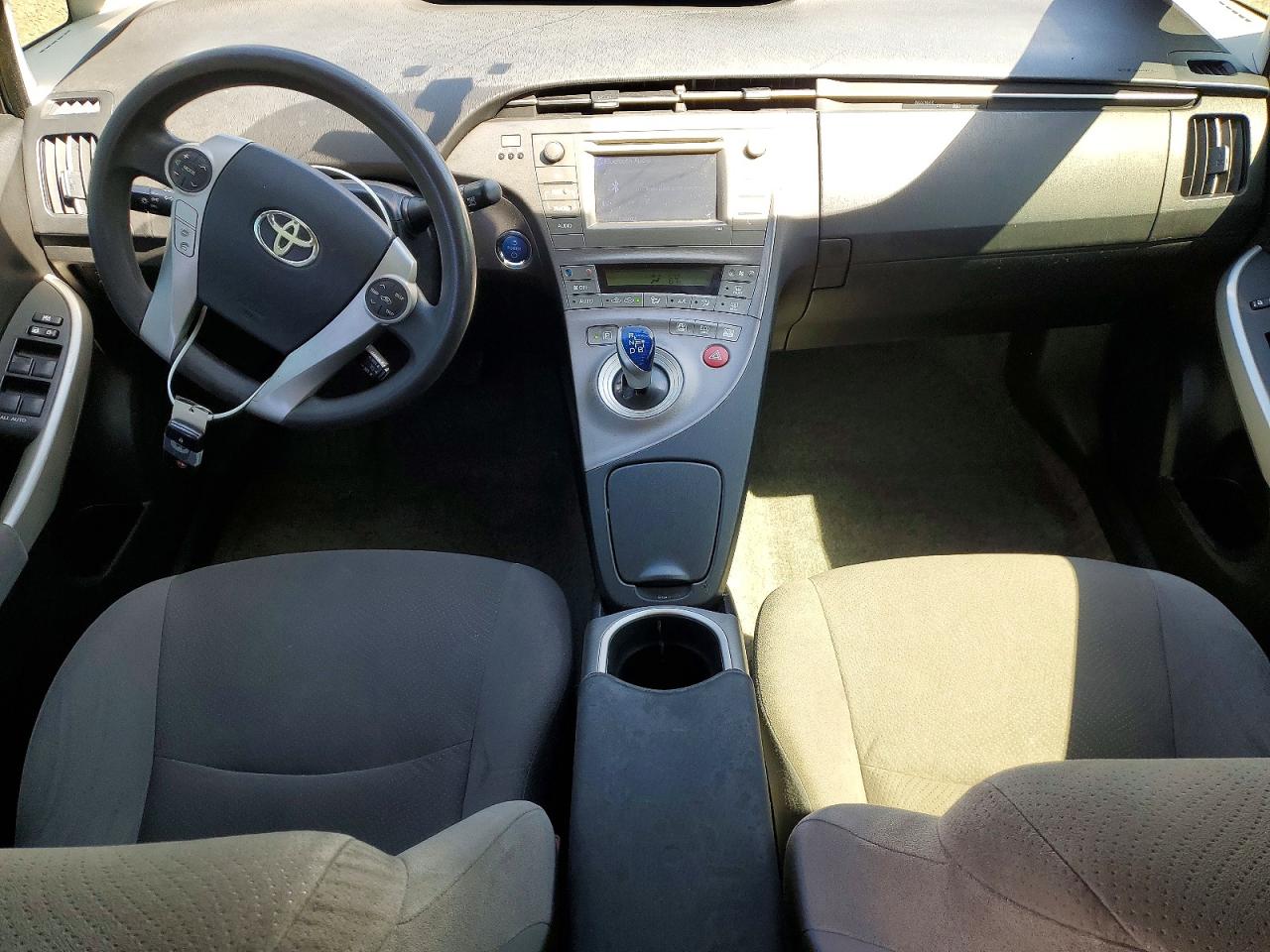 2015 TOYOTA PRIUS