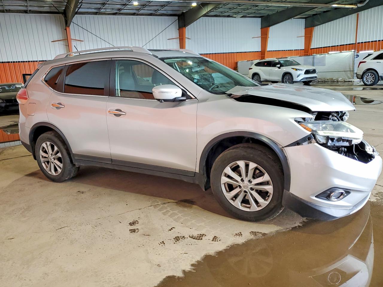2014 NISSAN ROGUE