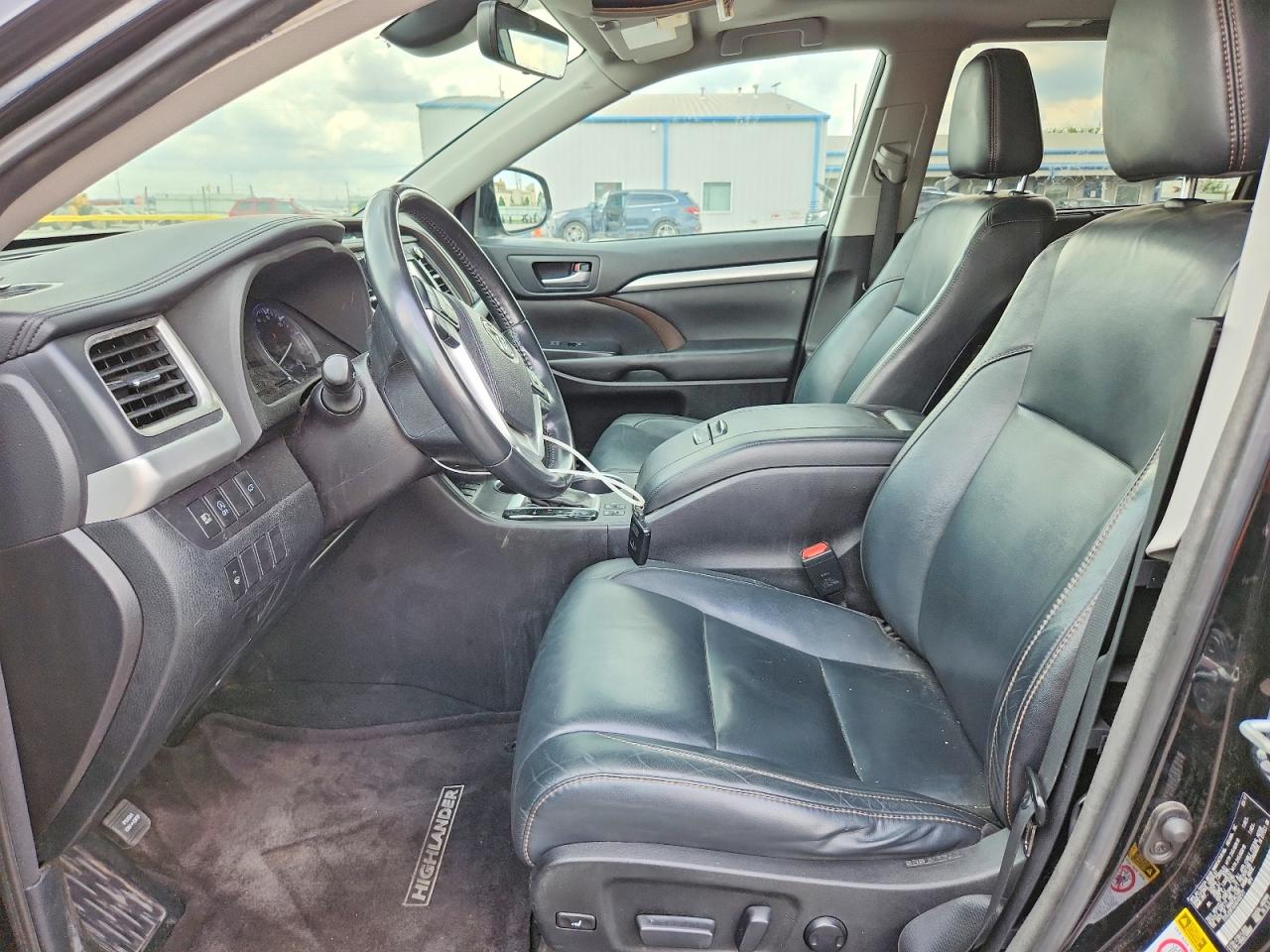 2017 TOYOTA HIGHLANDER