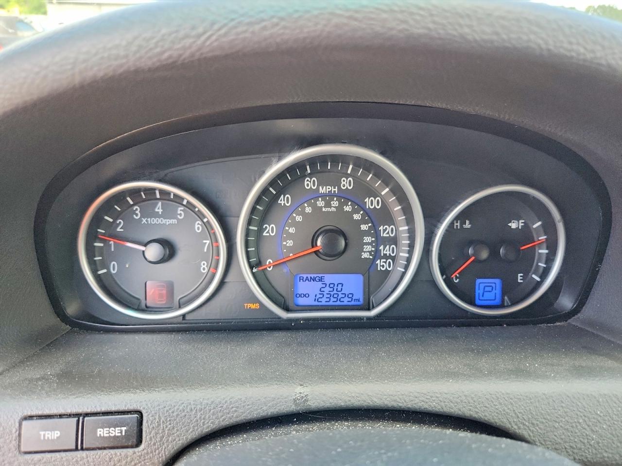 2011 HYUNDAI VERACRUZ