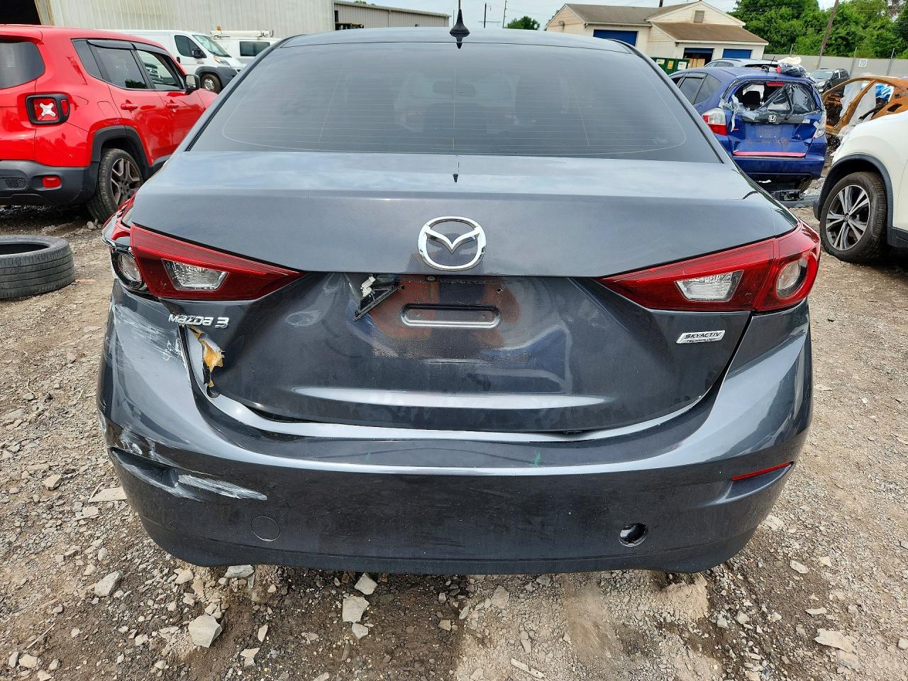 2016 MAZDA 3