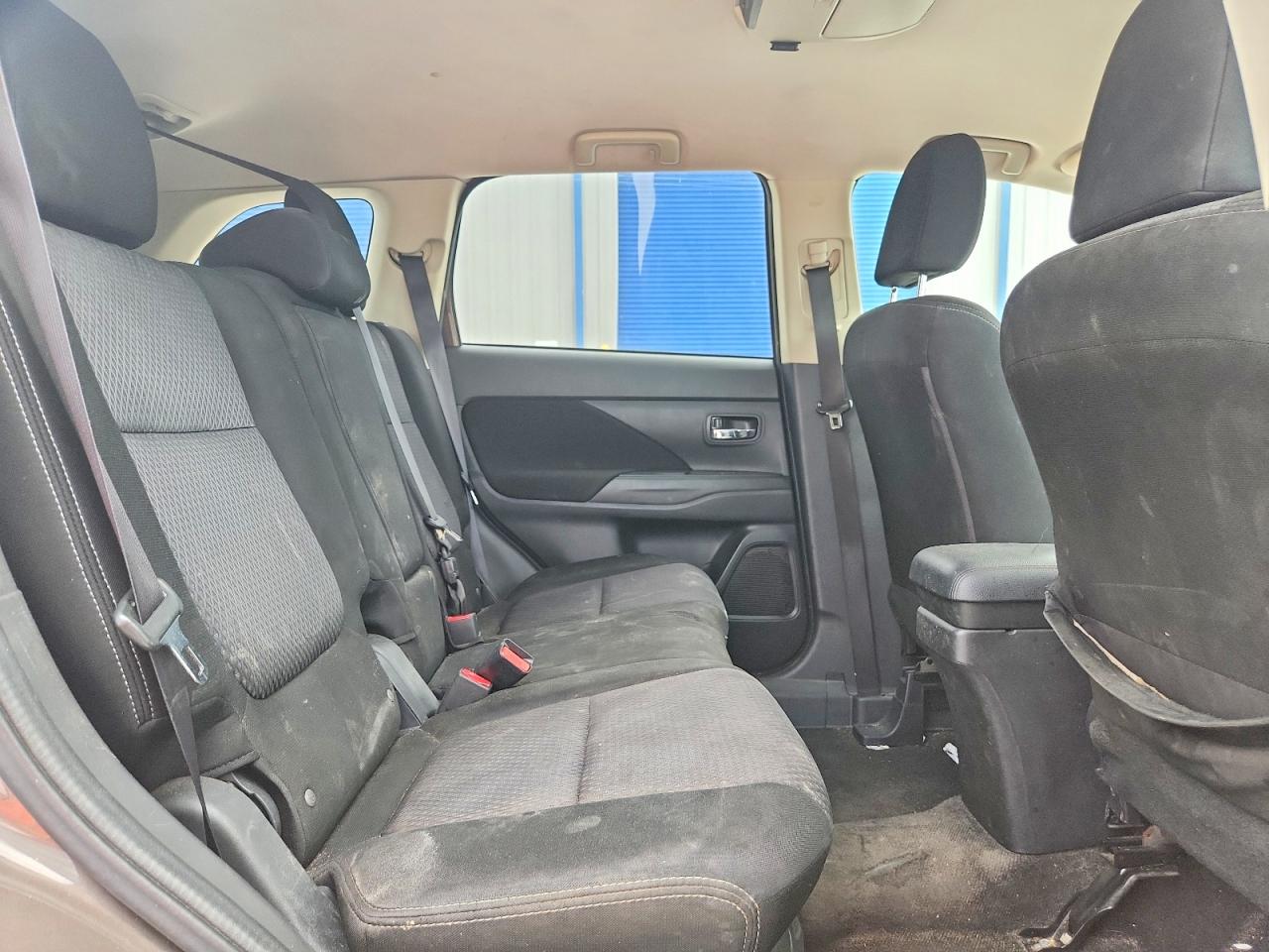2018 MITSUBISHI OUTLANDER