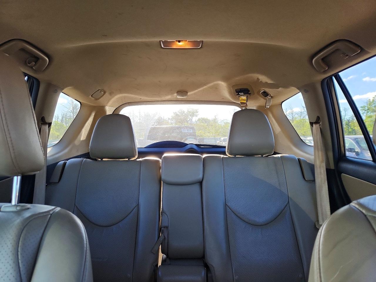 2012 TOYT RAV4