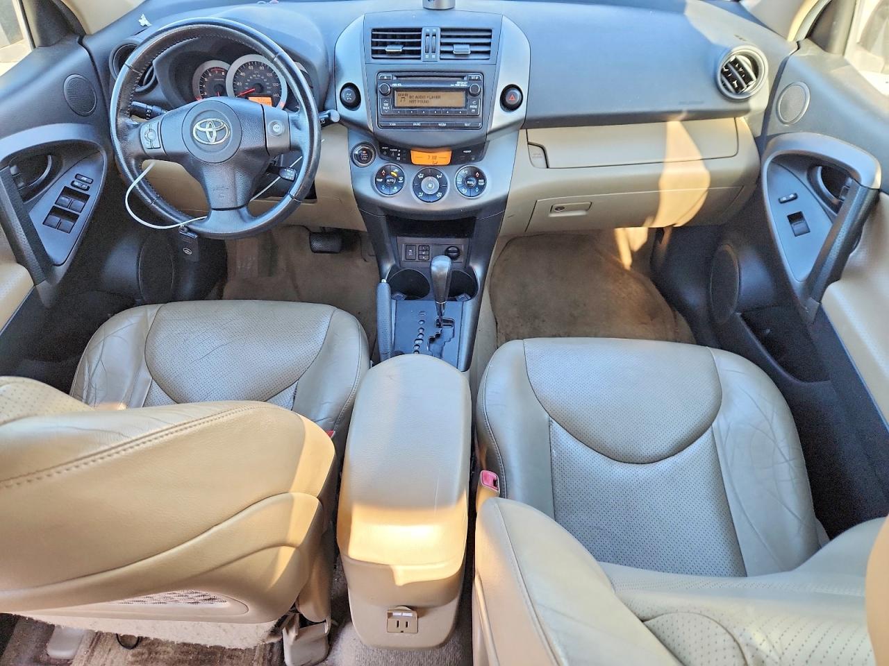 2012 TOYT RAV4