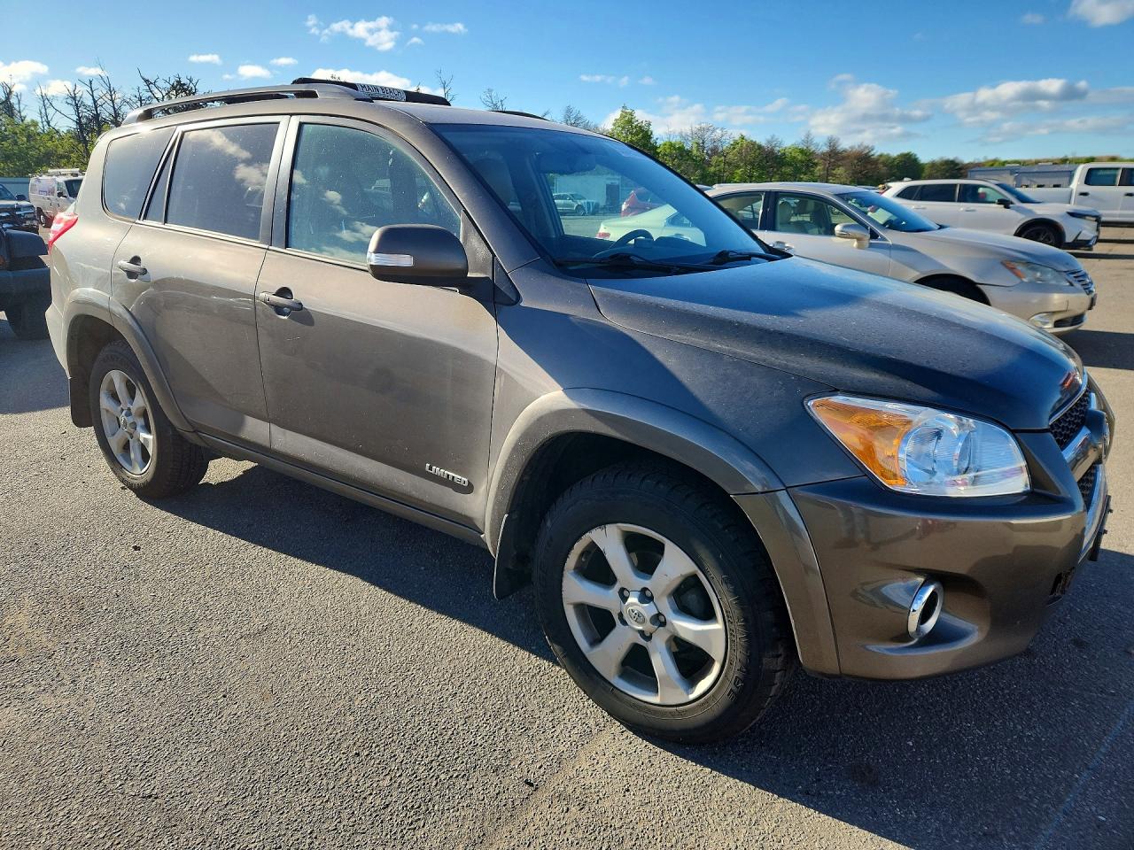 2012 TOYT RAV4
