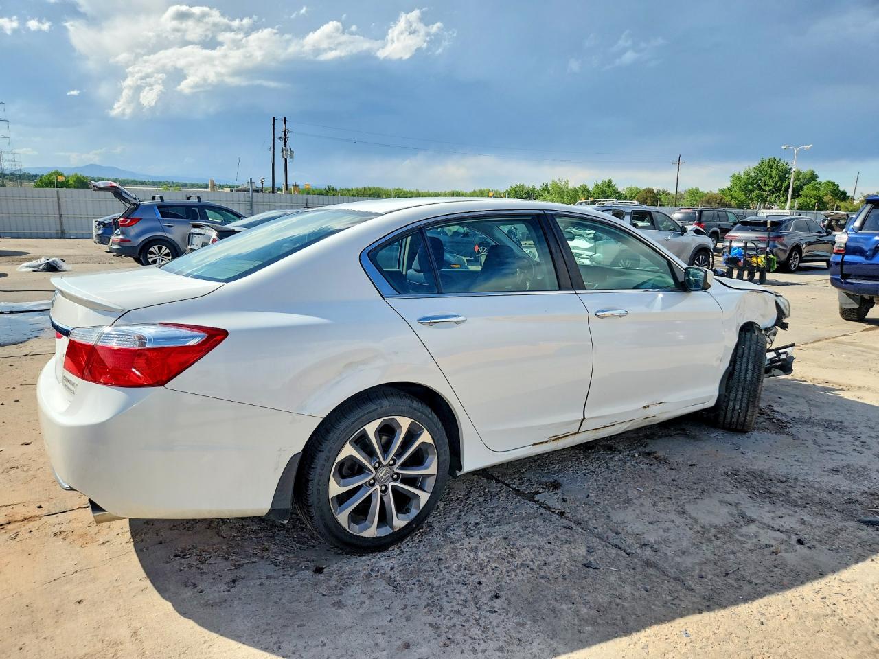 2015 HONDA ACCORD