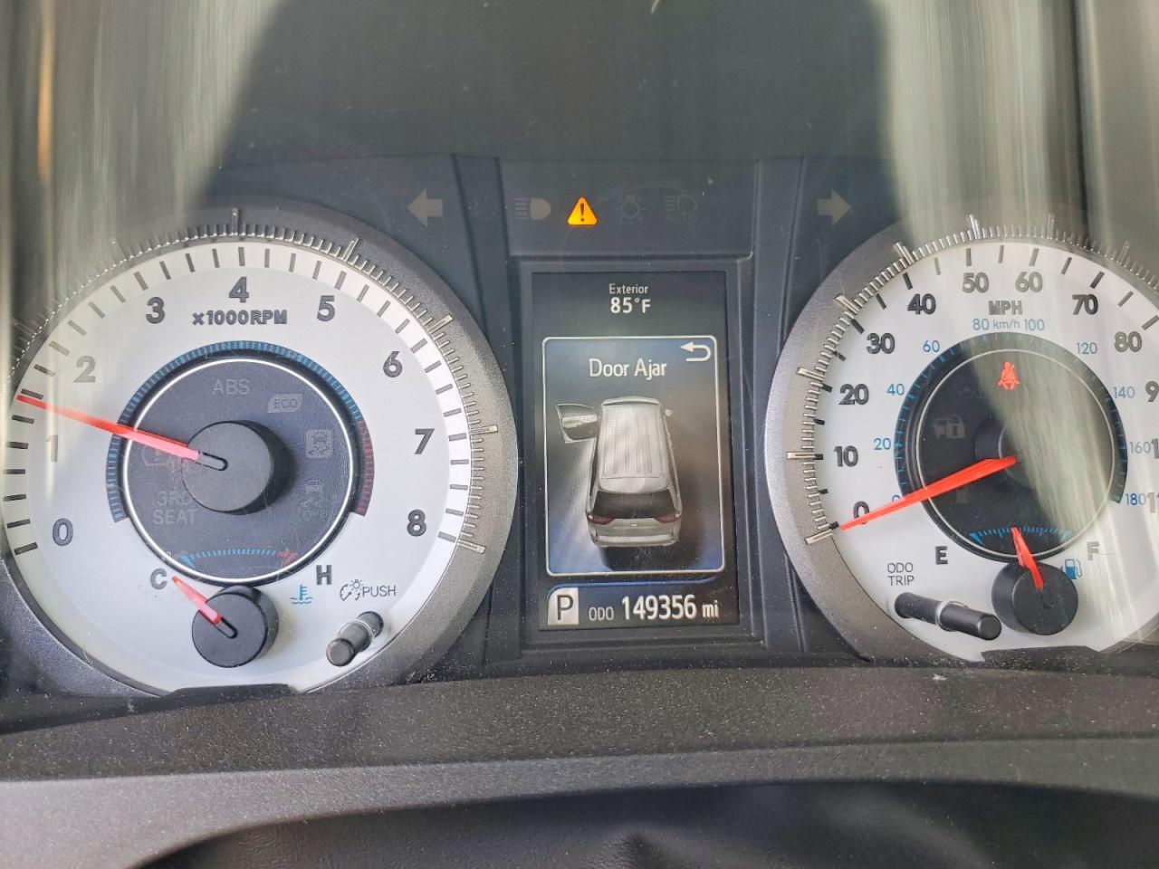 2016 TOYOTA SIENNA