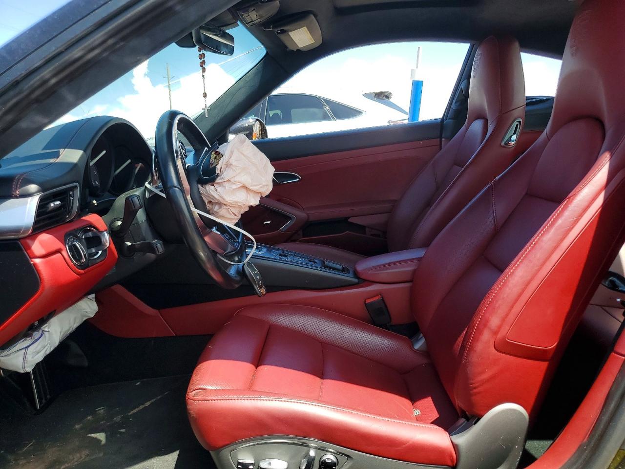 2019 PORSCHE 911