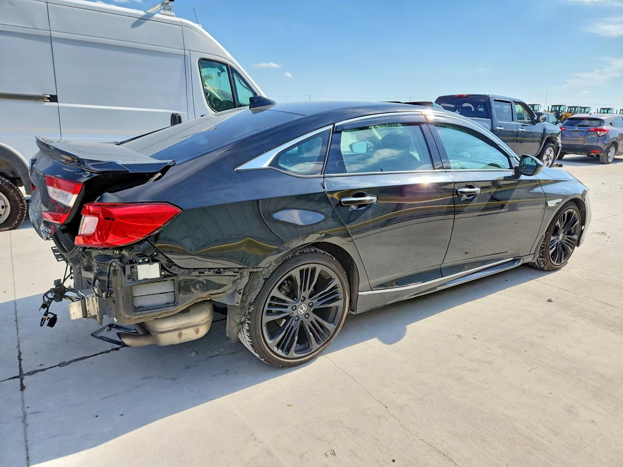 2019 HONDA ACCORD