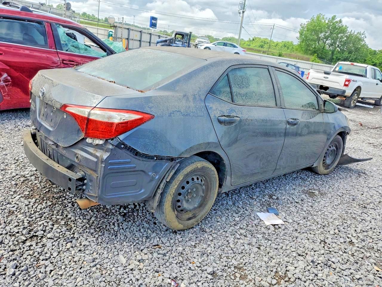 2016 TOYOTA COROLLA